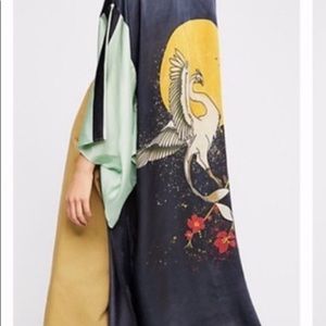 I AM WANTING TO BUY FP RISING SUN DUSTER/KIMONO💛